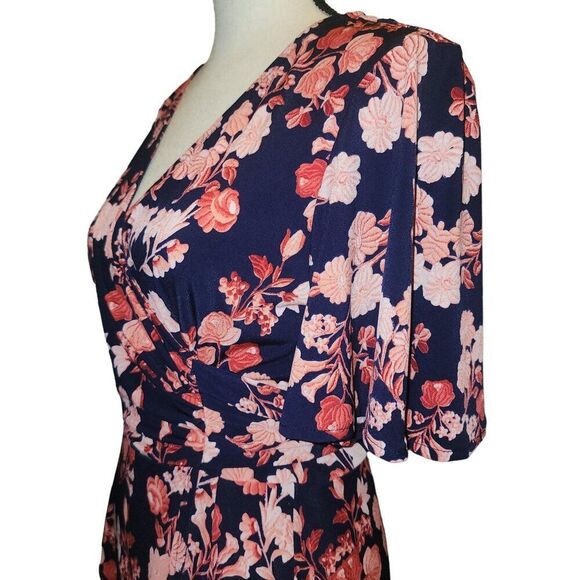 Julie Dillon Zaylee Faux Wrap Knit Dress in Floral, Size 4 - Picture 3 of 6